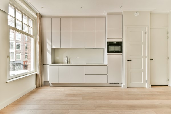 Medium property photo - Moreelsestraat 1A, 1071 BJ Amsterdam